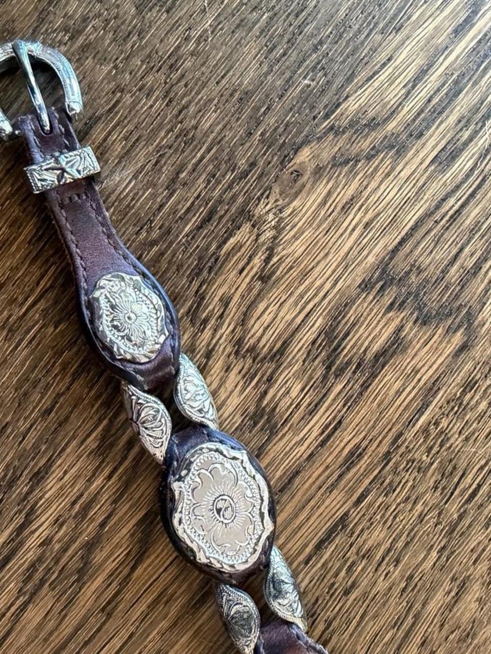 Vintage Brown Leather Bracelet with Silver Details - Picture 3 of 8
